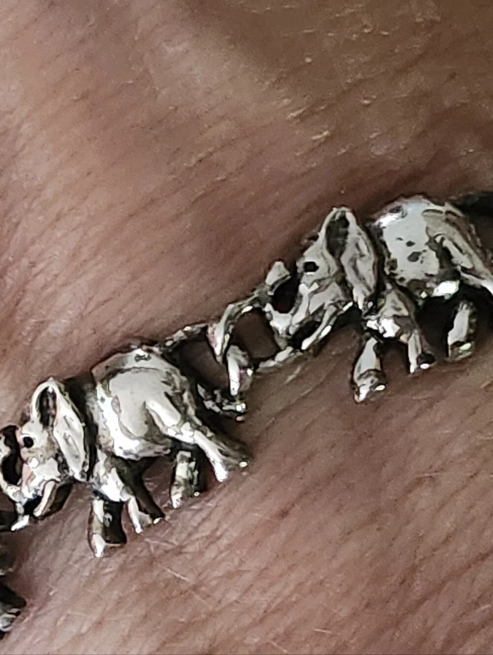 Silver Tone Elephant Link Bracelet